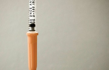 Injecció d'insulina - Autor: Jill Brown. Font: Flickr CC BY-SA 2.0
