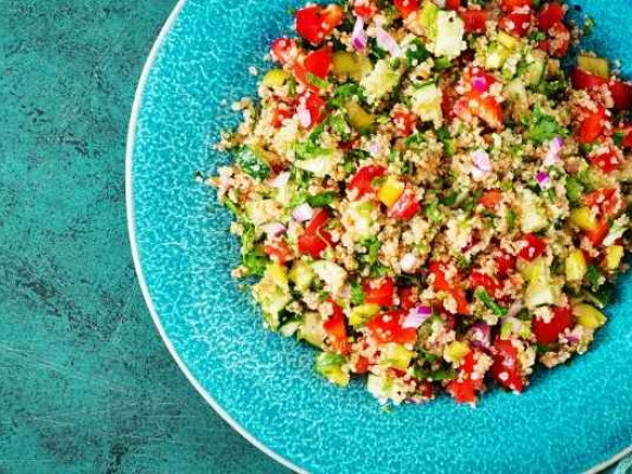 Saltat de quinoa amb verdures